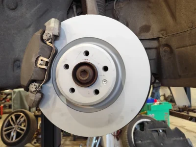 auto-szerviz_fek_smll1